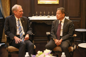 ประธาน กสทช. ให้การต้อนรับเอกอัครราชทูตสหรัฐอเมริกาประจำประเทศไทย ในโอกาสเข้าเยี่ยมคารวะ